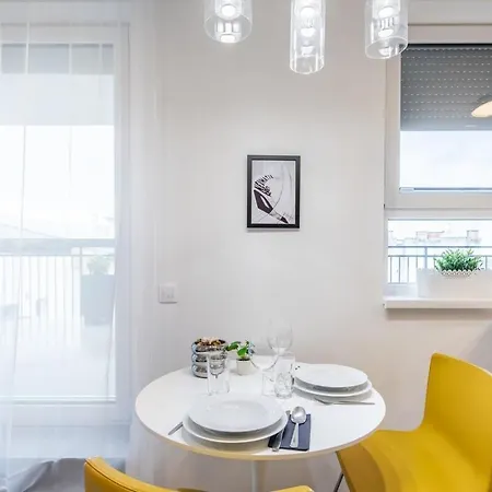 Apartmán Penthouse - New - Modern & Quiet