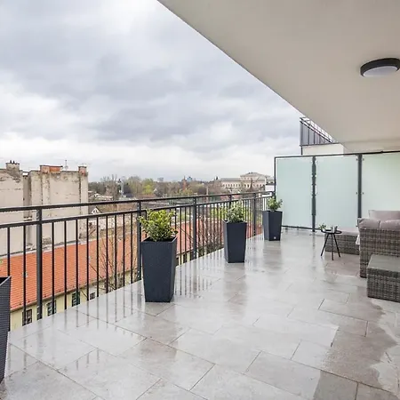 Penthouse - New - Modern & Quiet * Budapeşte