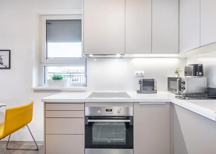 Penthouse - New - Modern & Quiet Appartamento *