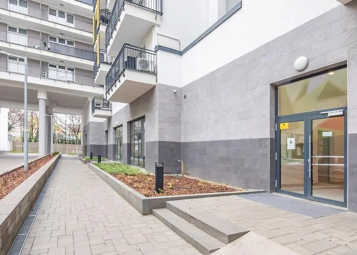 Penthouse - New - Modern & Quiet